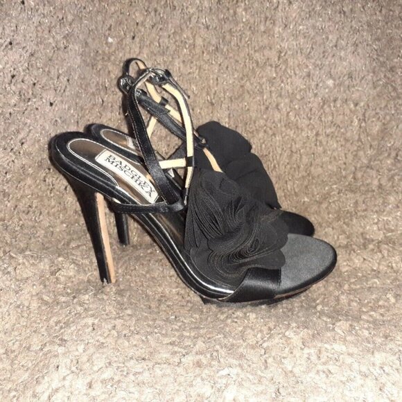 BADGLEY MISCHKA-Randee-Silk/Satin Black Flower-4.5" Heels-Sz 5.5-Excellent - Picture 4 of 7